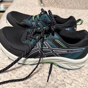Asics Black and Teal Gel-Venture 9 Sneakers